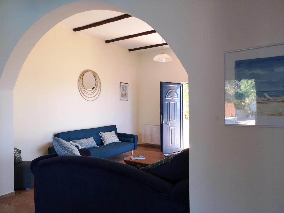 Villa Lir Tholos  Extérieur photo
